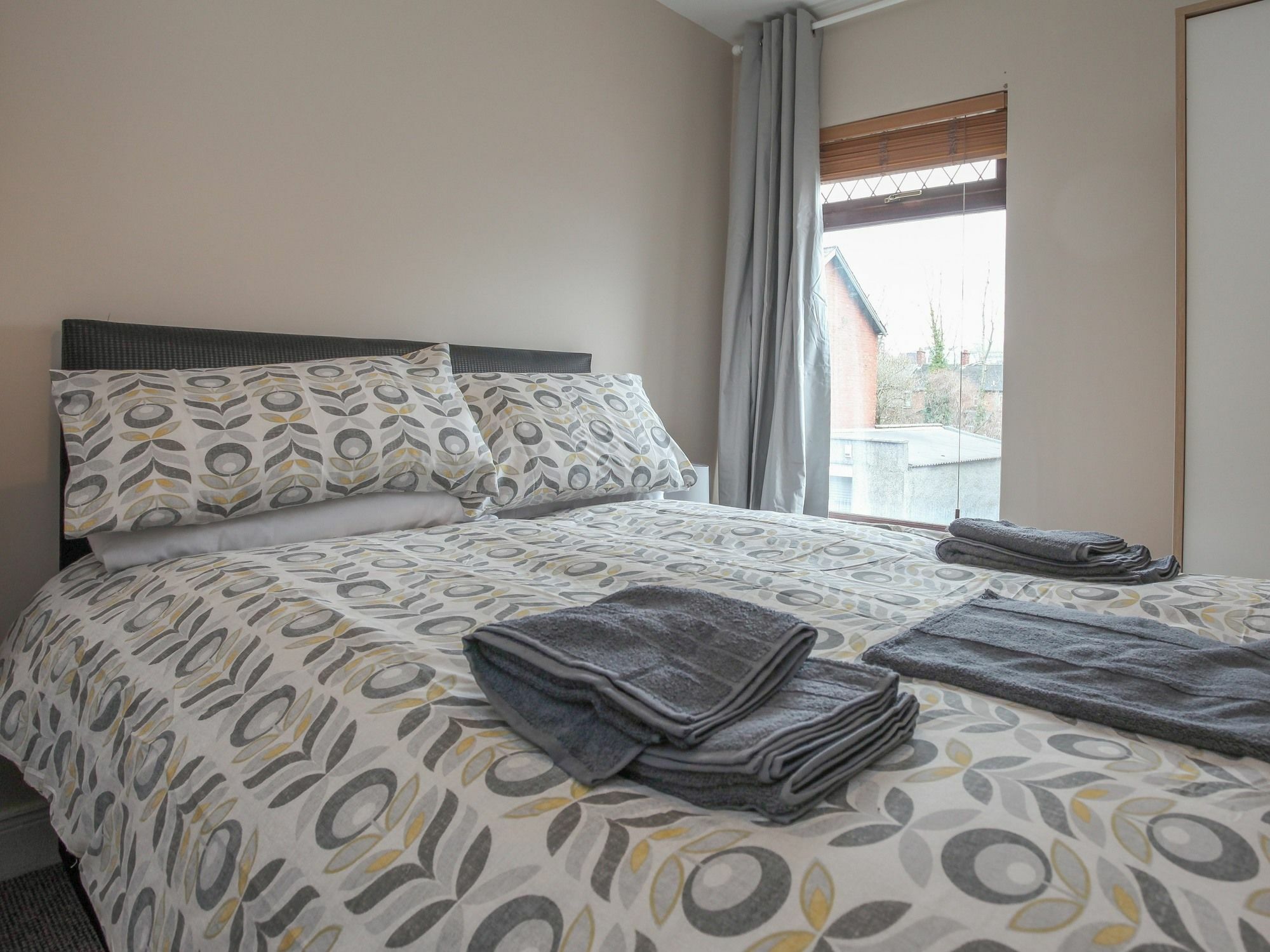 Kingston Serviced Accommodation - Donegall Avenue Μπέλφαστ Εξωτερικό φωτογραφία