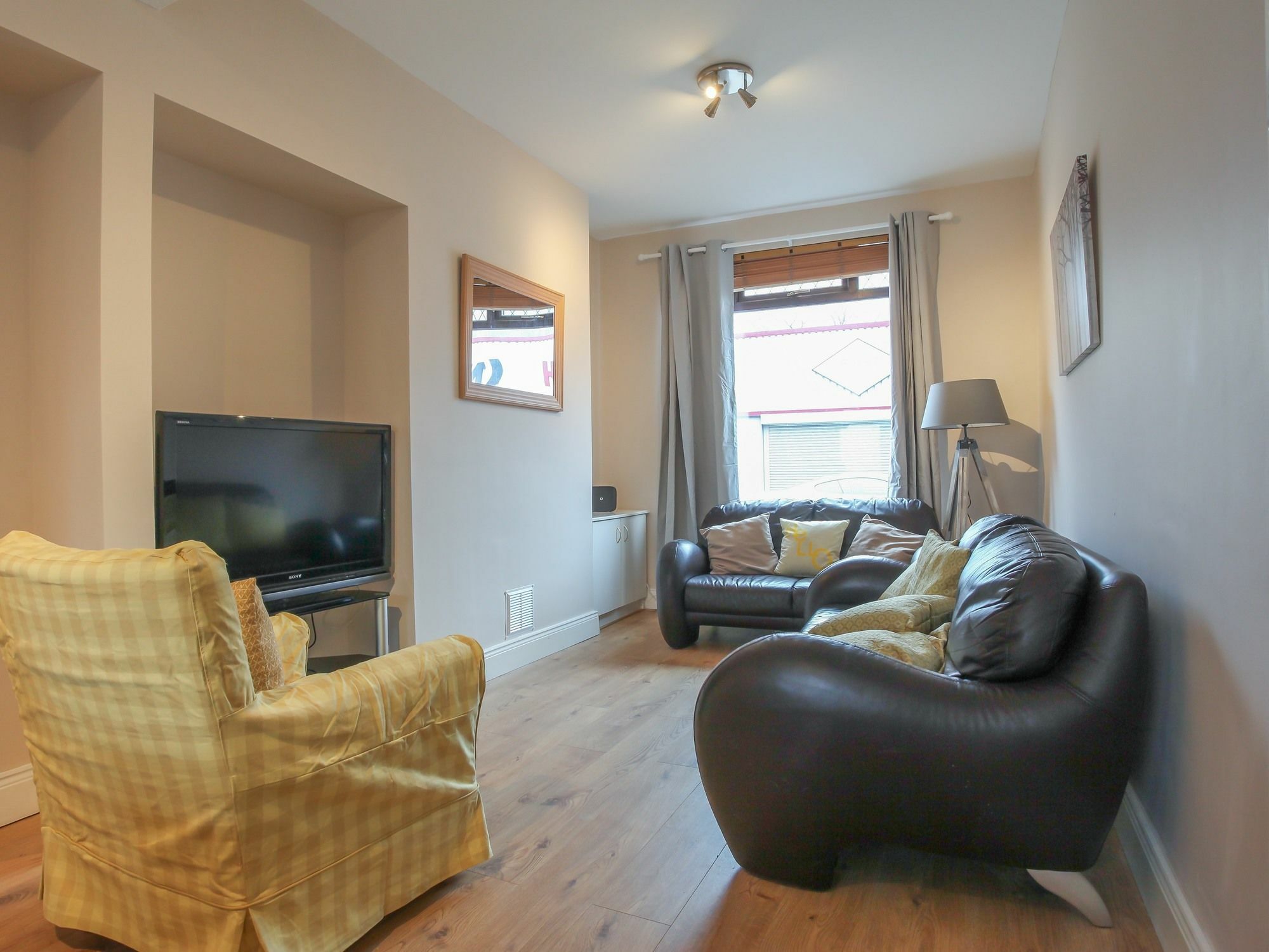 Kingston Serviced Accommodation - Donegall Avenue Μπέλφαστ Εξωτερικό φωτογραφία